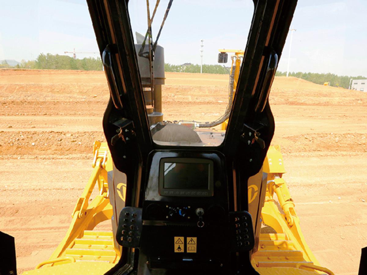 818F - Confort de conduite renforcé